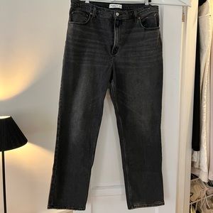 Abercrombie Ultra High Rise 90s Straight Jean